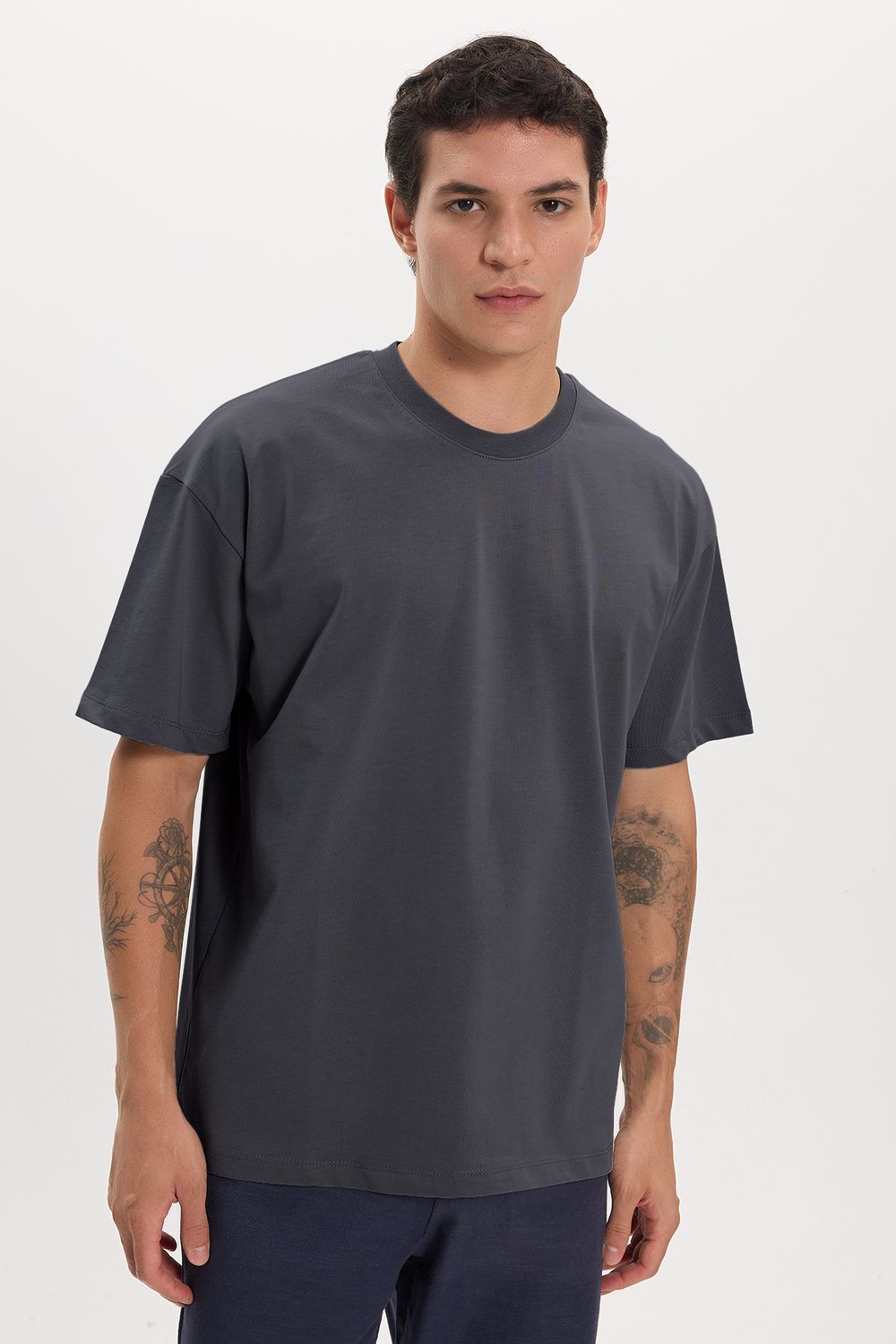 BOXY FIT SHORT SLV PLAIN CREW NECK T-SHIRT