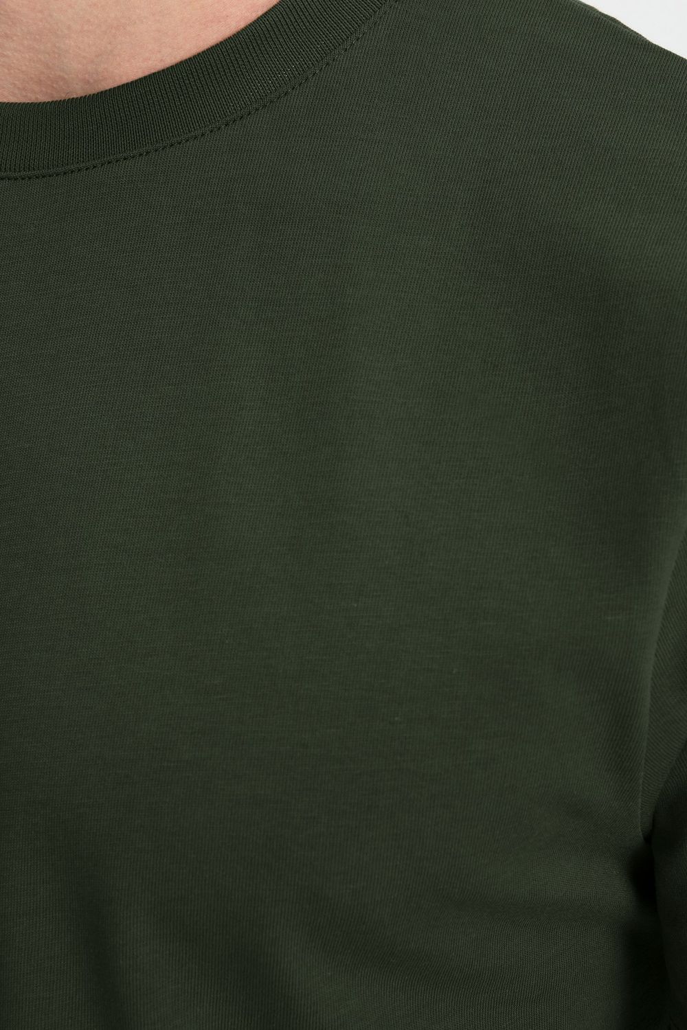 REGULAR FIT SHORT SLV PLAIN CREW NECK T-SHIRT