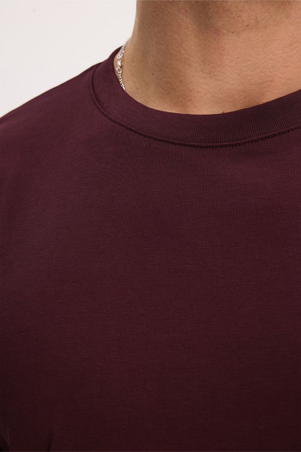 REGULAR FIT SHORT SLV PLAIN CREW NECK T-SHIRT