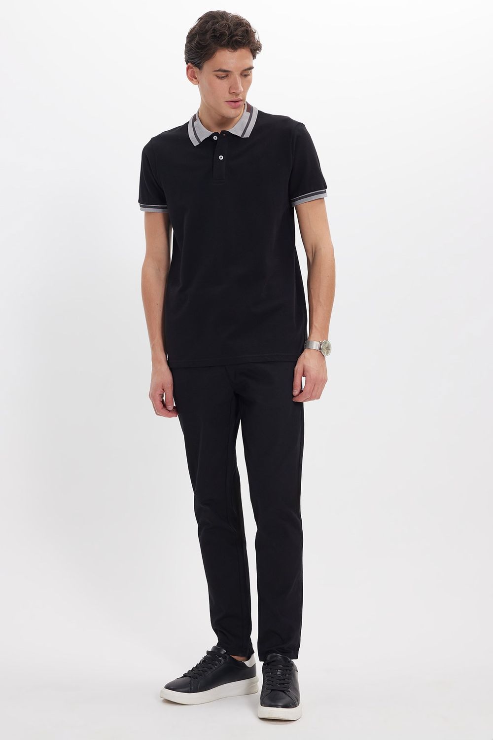 Erkek Slim Fit Dar Kesim %100 Pamuk Düz Pike Yaka ve Kol Detaylı Siyah Polo Yaka Tişört