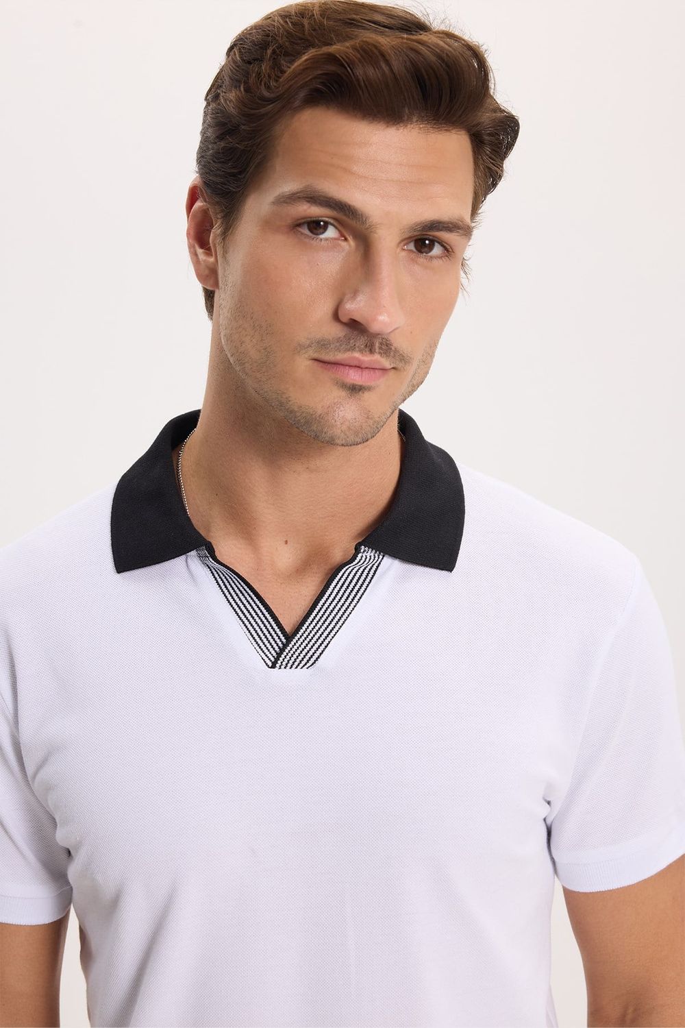 Erkek Slim Fit Dar Kesim %100 Pamuk Beyaz Polo Yaka Tişört