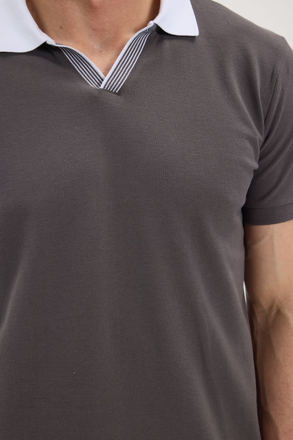 Erkek Slim Fit Dar Kesim %100 Pamuk Koyu Gri Polo Yaka Tişört