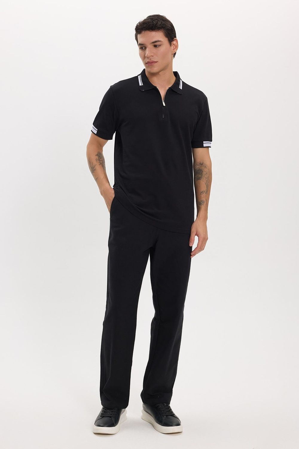 Erkek Slim Fit Dar Kesim %100 Pamuk Kısa Kollu Fermuarlı Siyah Polo Yaka Tişört