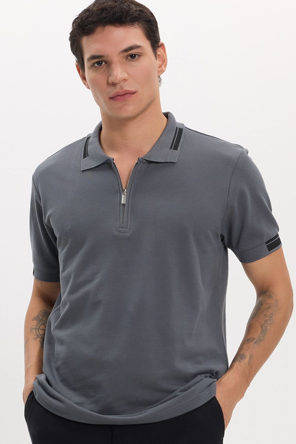 Erkek Slim Fit Dar Kesim %100 Pamuk Kısa Kollu Fermuarlı Antrasit Polo Yaka Tişört