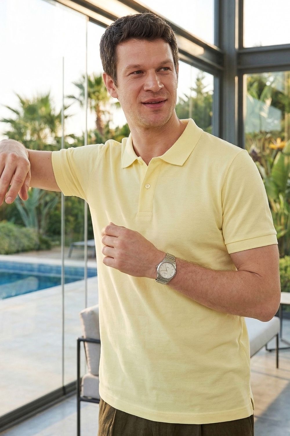 Erkek Slim Fit Dar Kesim %100 Pamuk Kısa Kollu Polo Yaka Sarı Tişört