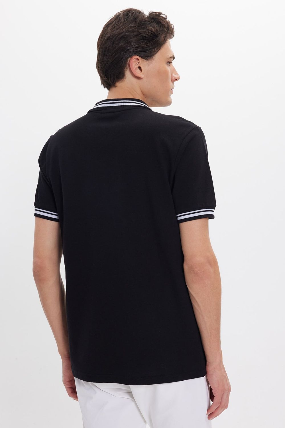 Erkek Slim Fit Dar Kesim %100 Pamuk Düz Pike Yaka ve Kol Detaylı Siyah Polo Yaka Tişört