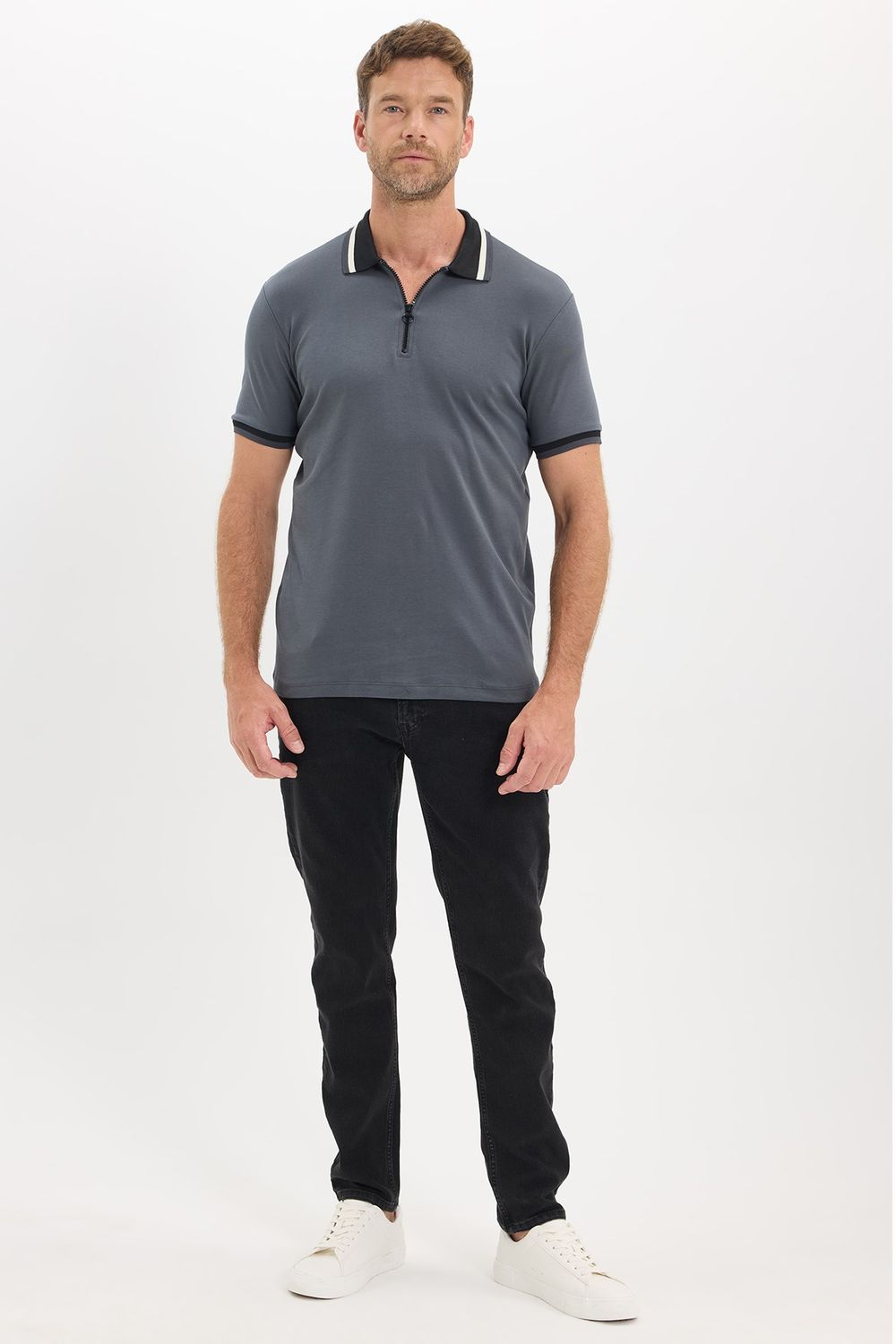 Erkek Slim Fit Dar Kesim %100 Pamuk Kısa Kollu Yarım Fermuarlı Antrasit Polo Yaka Tişört