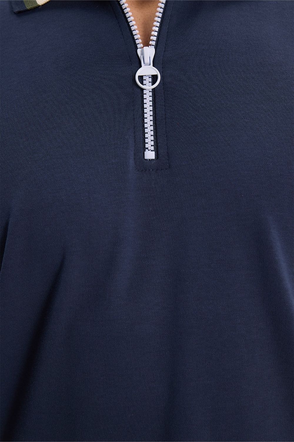 Erkek Slim Fit Dar Kesim %100 Pamuk Kısa Kollu Yarım Fermuarlı Lacivert Polo Yaka Tişört