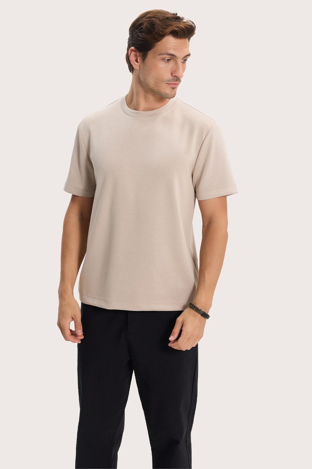 Erkek Regular Fit Rahat Kesim Ekstra Soft Modal Kumaş Bisiklet Yaka Kısa Kollu Bej Tişört