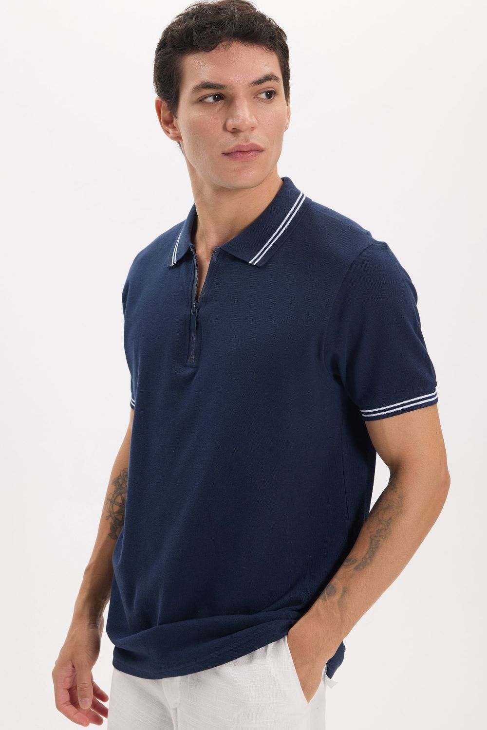 Erkek Slim Fit Dar Kesim %100 Pamuk Kısa Kollu Fermuarlı Lacivert Polo Yaka Tişört