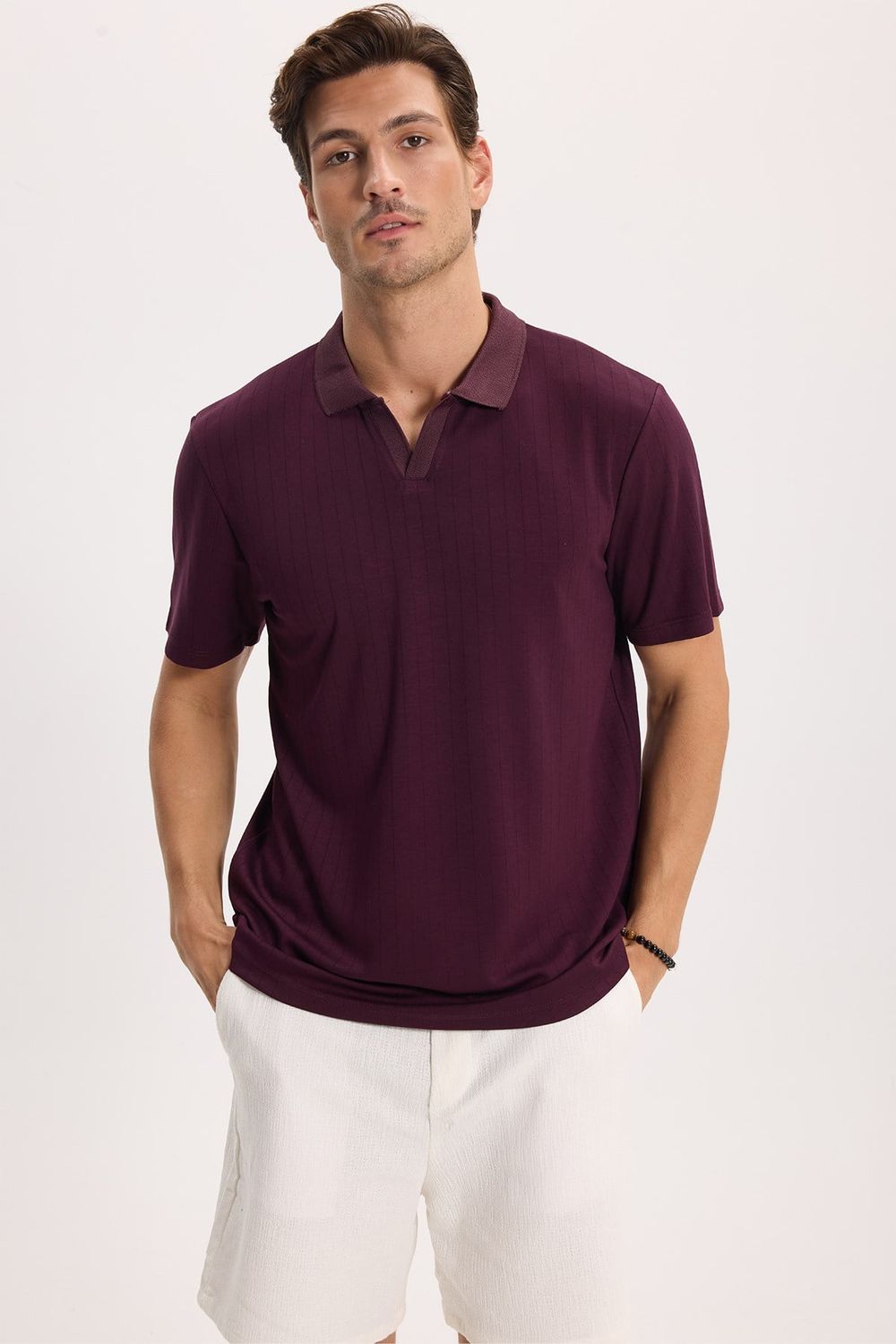 Erkek Slim Fit Dar Kesim Pamuklu Kısa Kollu Çizgili Bordo Polo V Yaka Tişört