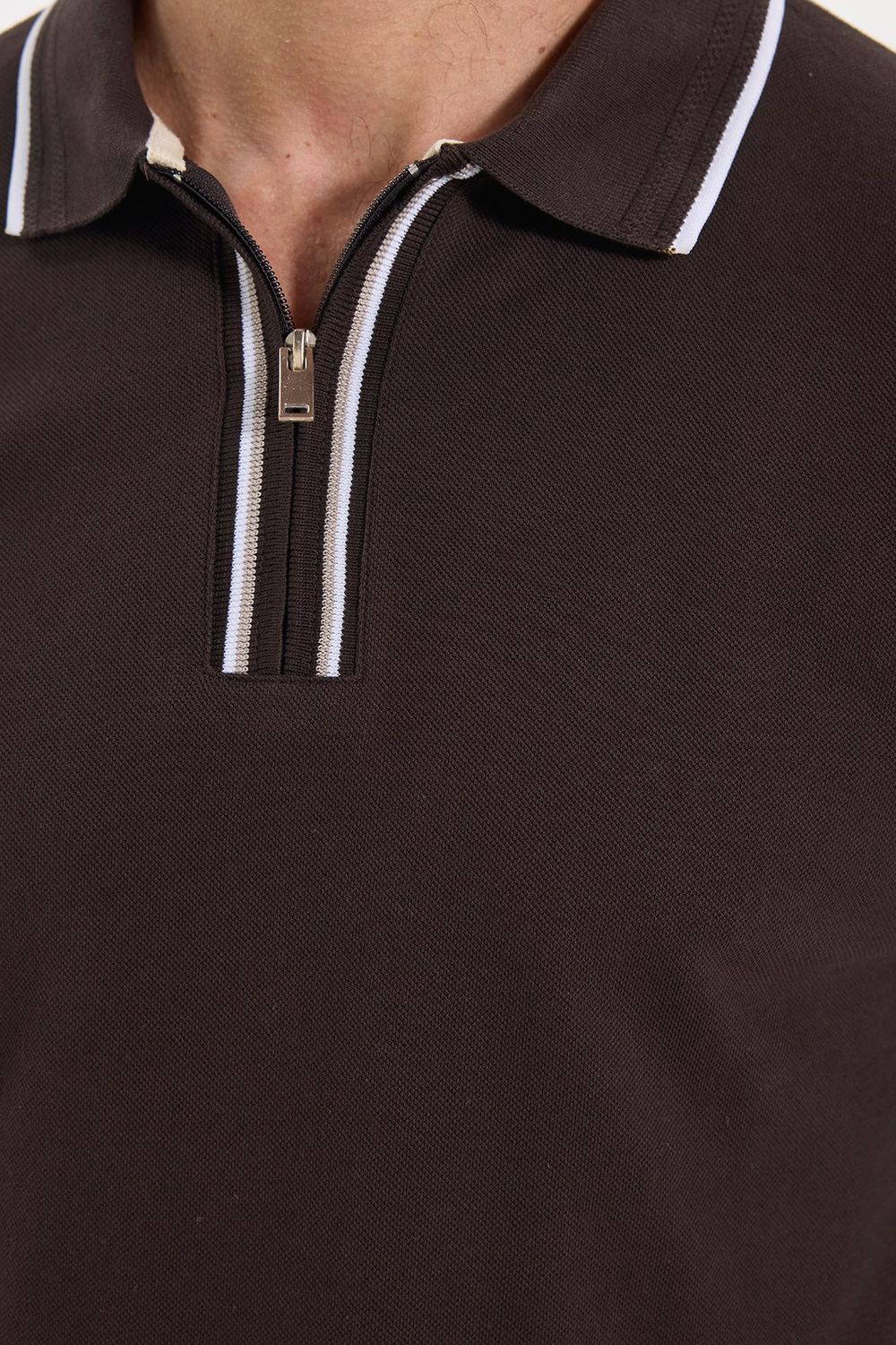 Erkek Slim Fit Dar Kesim %100 Pamuk Uzun Kollu Fermuarlı Kahverengi Polo Yaka Tişört