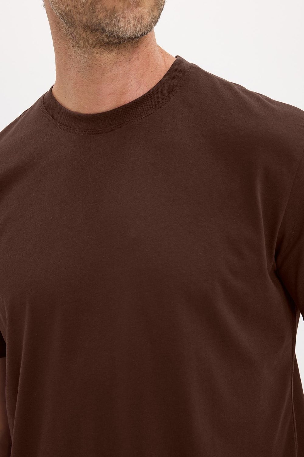 Erkek Loose Fit Rahat Kesim %100 Pamuk Kısa Kollu Kahverengi Bisiklet Yaka Tişört