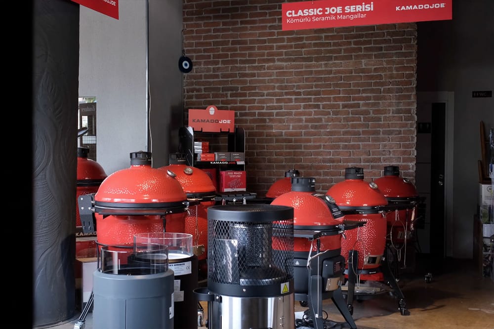 Kamado Joe seramik barbekü teşhir alanı