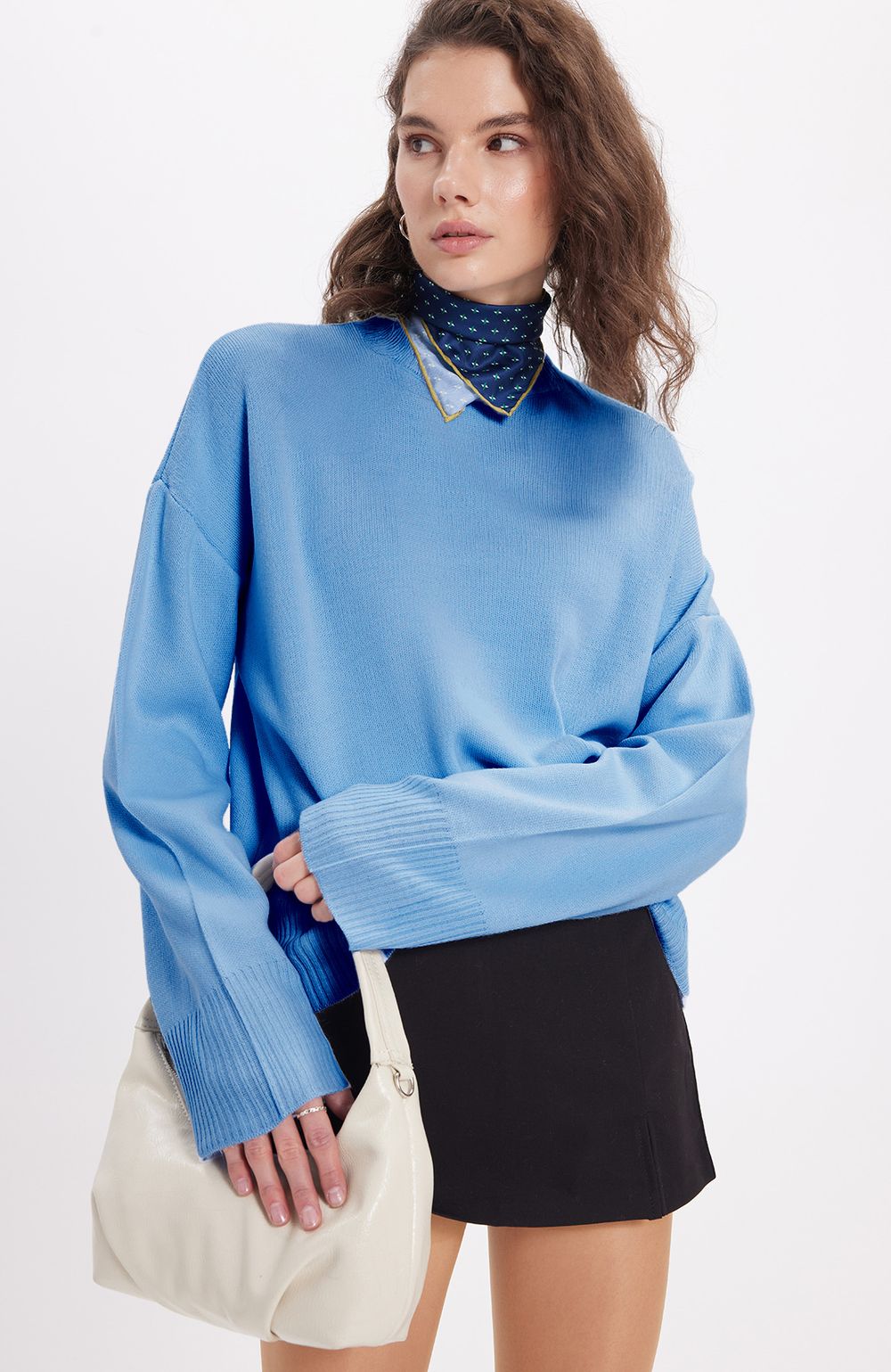 Kadın Oversize Geniş Kesim Bisiklet Yaka Mavi Kazak