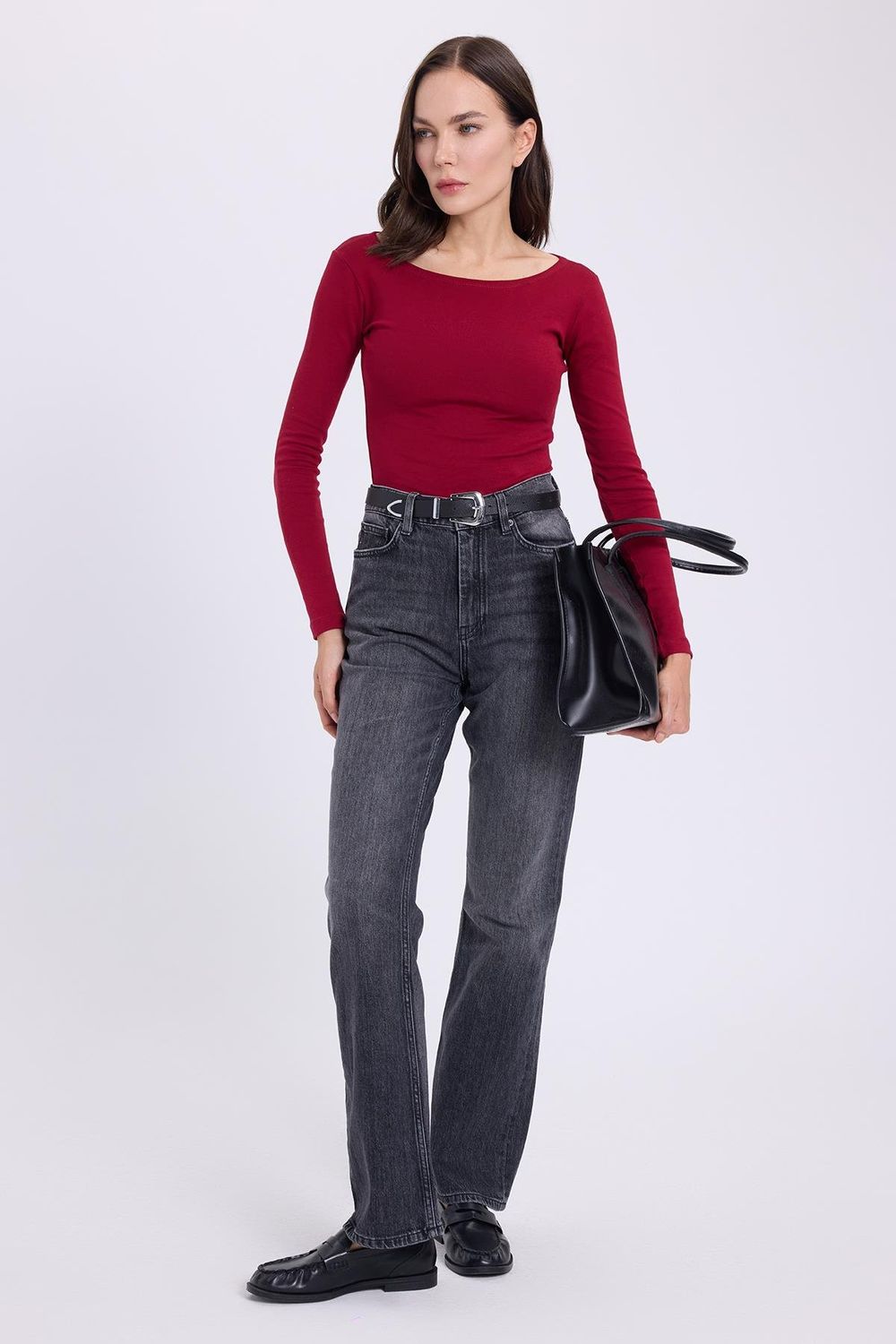 Kadın Slim Fit Dar Kesim Pamuklu Modal Kumaş Uzun Kollu Kayık Yaka Koyu Bordo Bluz