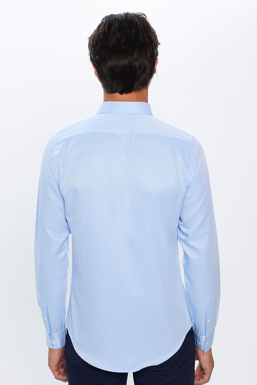 Erkek Slim Fit Dar Kesim Uzun Kollu Pamuklu Kolay Ütü Mavi Düğmeli Yaka Gömlek