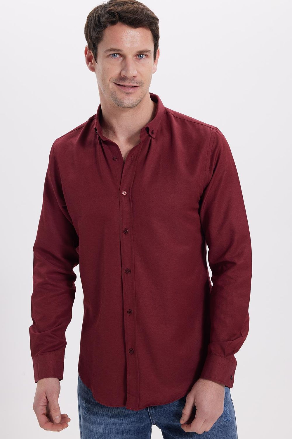 Slim Fit Uzun Kollu Düğmeli Yaka Pamuklu Kolay Ütü Düz Erkek Gömlek