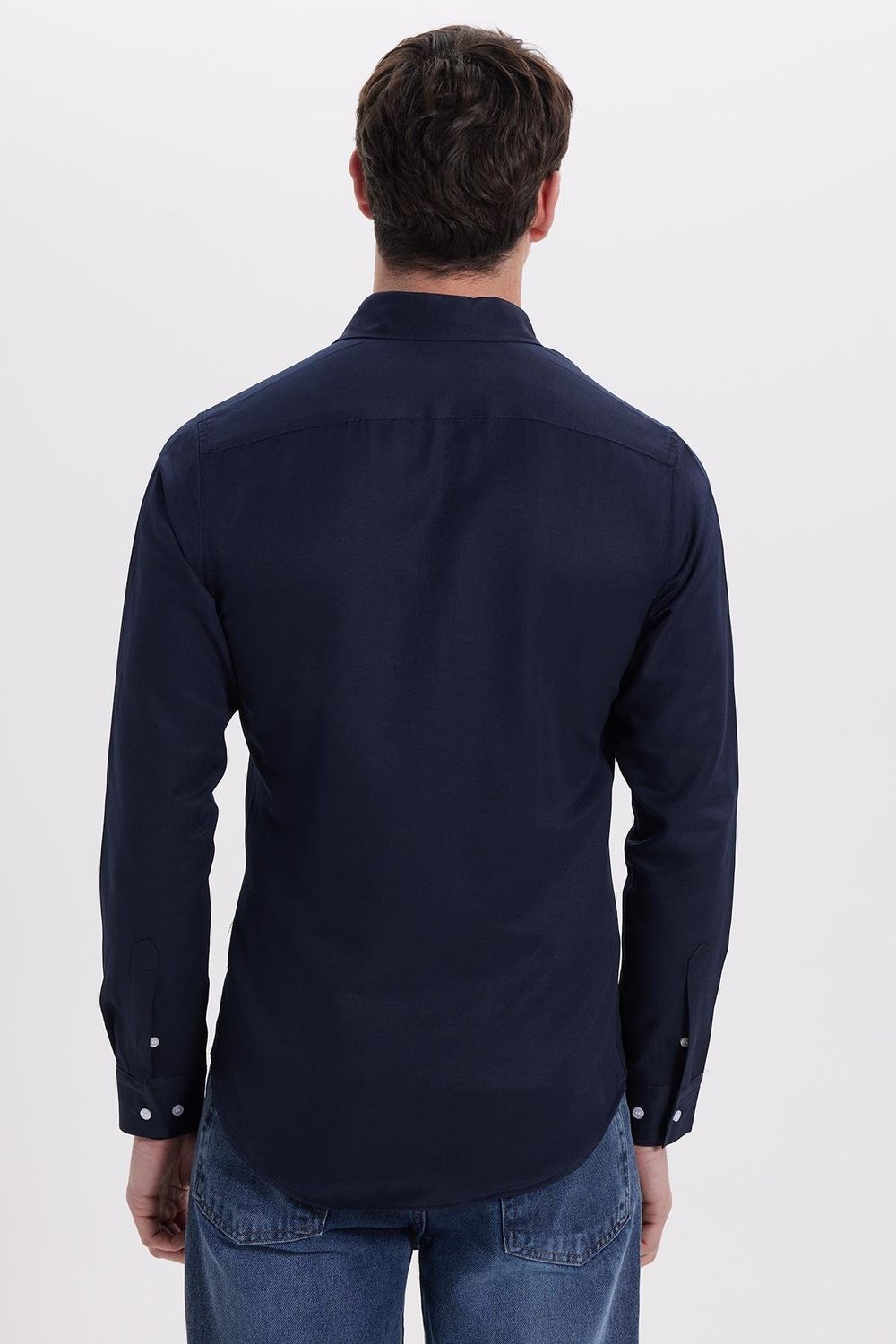 Slim Fit Uzun Kollu Düğmeli Yaka Pamuklu Kolay Ütü Düz Erkek Gömlek