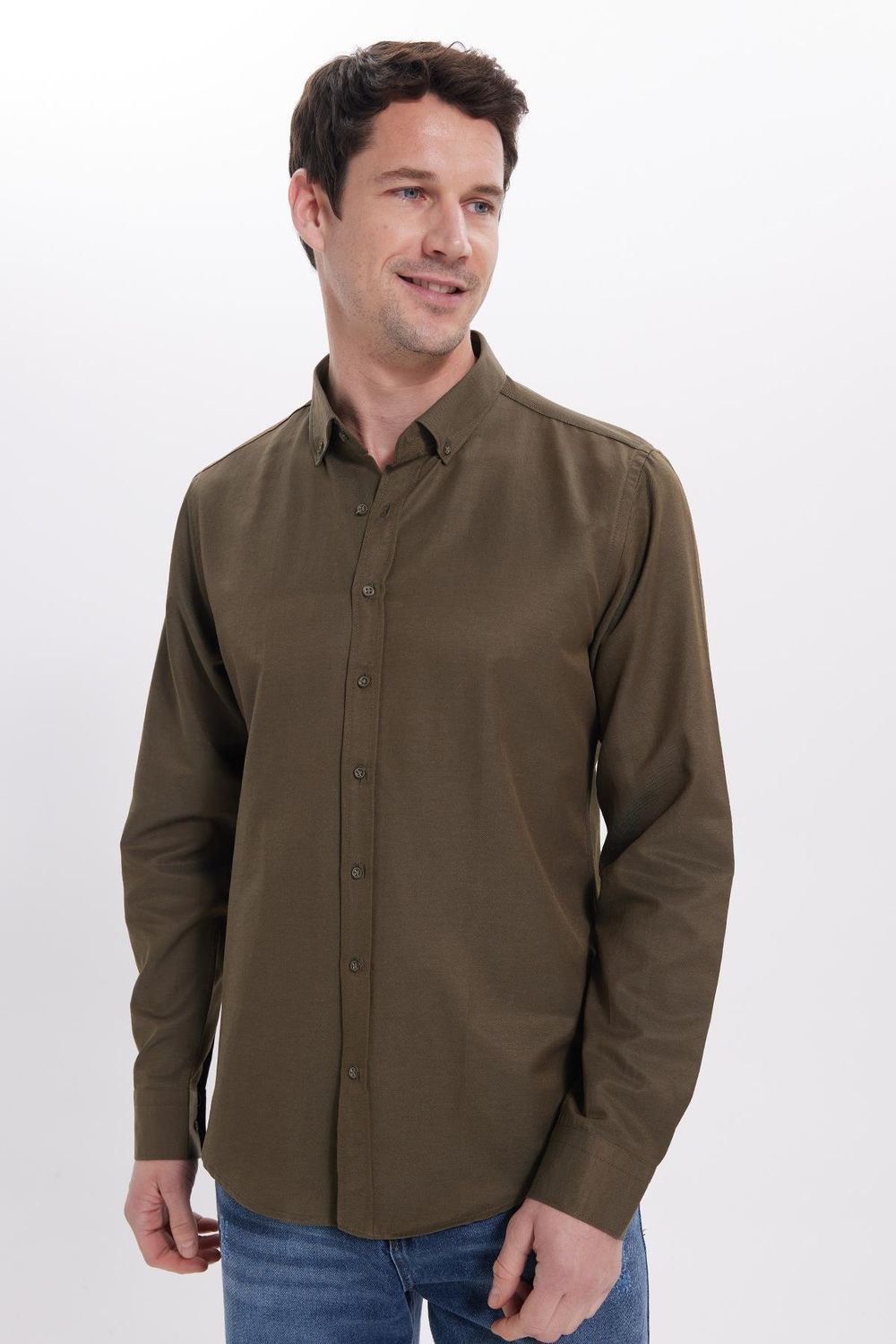 Slim Fit Uzun Kollu Düğmeli Yaka Pamuklu Kolay Ütü Düz Erkek Gömlek