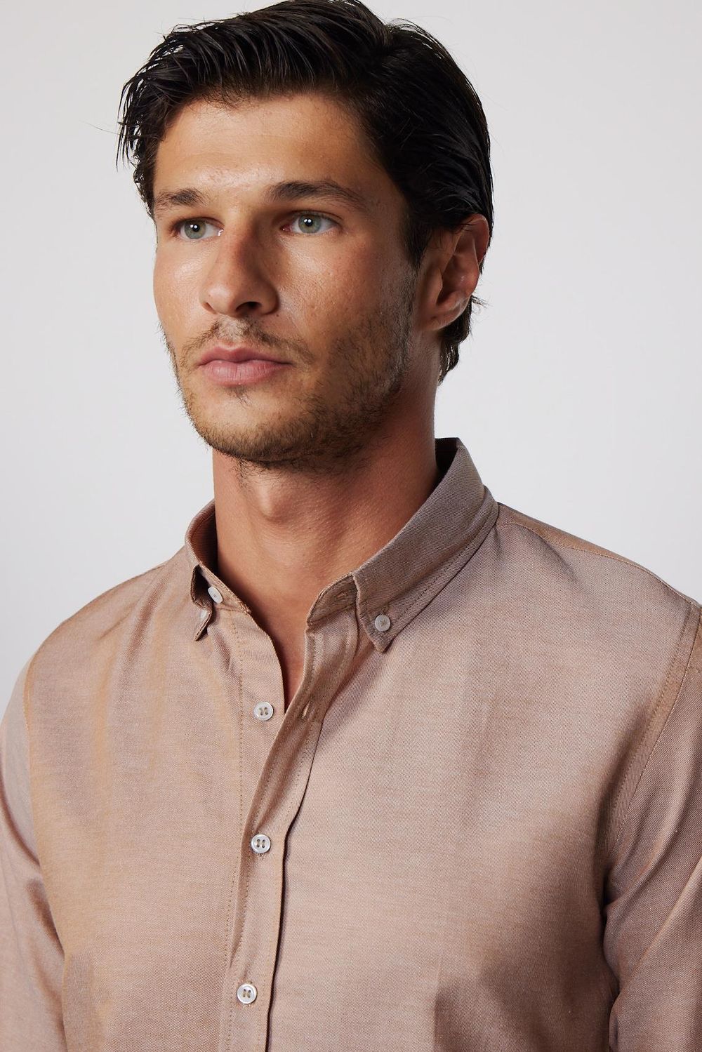 Slim Fit Pamuklu Kolay Ütü Düz Erkek Kum Gömlek