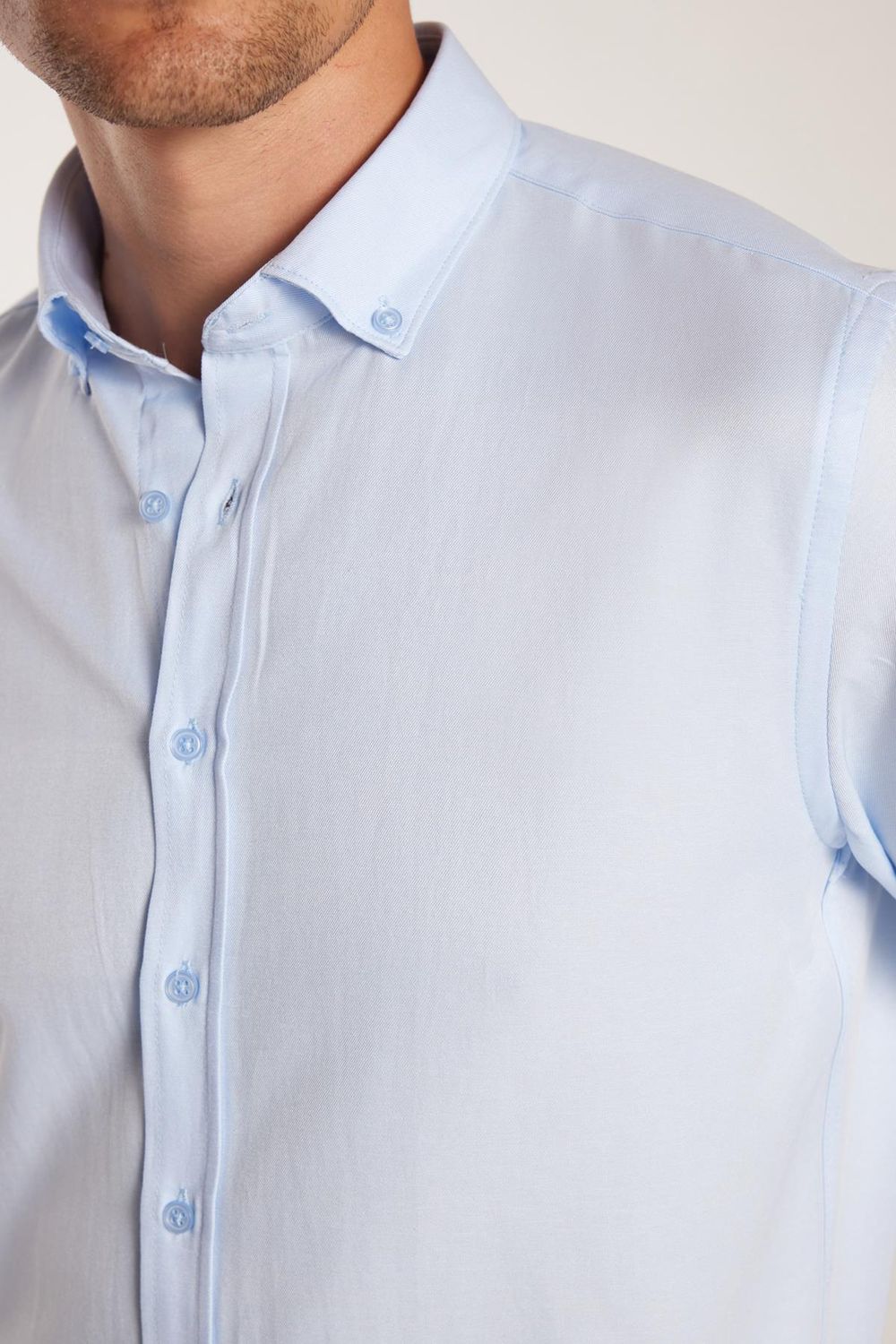 Erkek Slim Fit Dar Kesim Pamuklu Kolay Ütü Mavi Düğmeli Yaka Gömlek