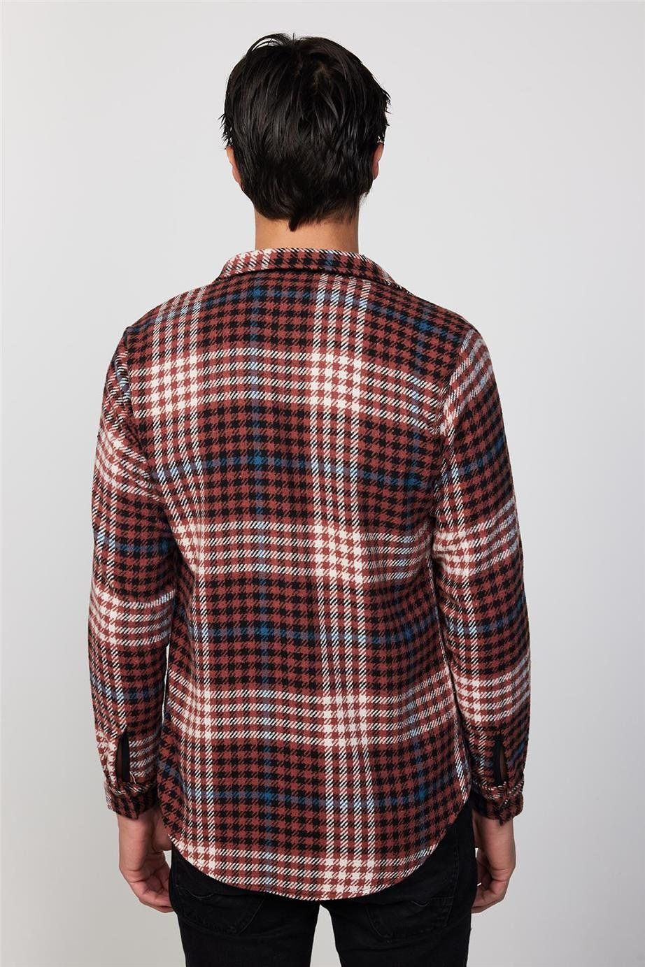 Slim Fit Dar Kesim Kapaklı Çift Cep Kareli Oduncu Erkek Gömlek