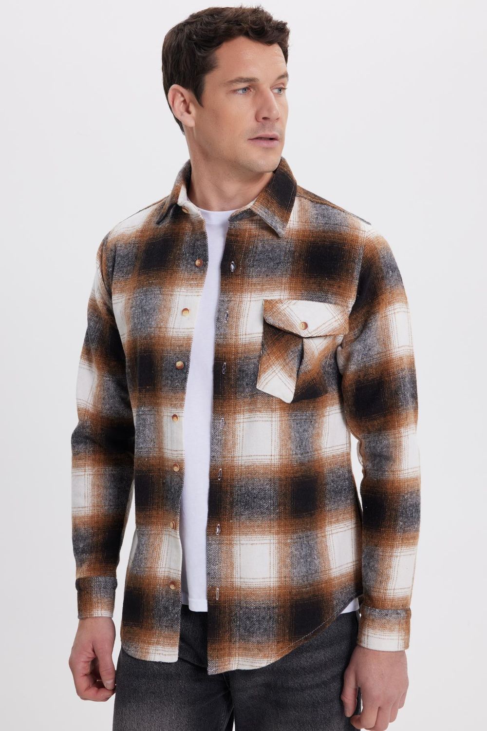 Erkek Slim Fit Dar Kesim Kareli Tek Cepli Oduncu Gömlek