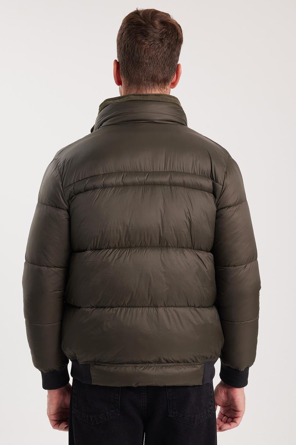 Erkek Regular Fit Klasik Kesim Çift Cepli Lastikli Dik Yaka Haki Mont