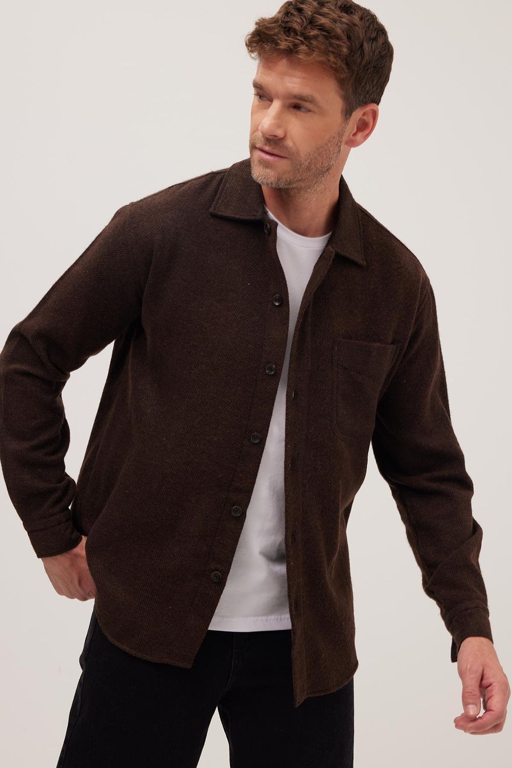 Erkek Relax Fit Rahat Kesim Oduncu Tek Cepli Kapaklı Armürlü Kahverengi Apaş Yaka Kışlık Gömlek