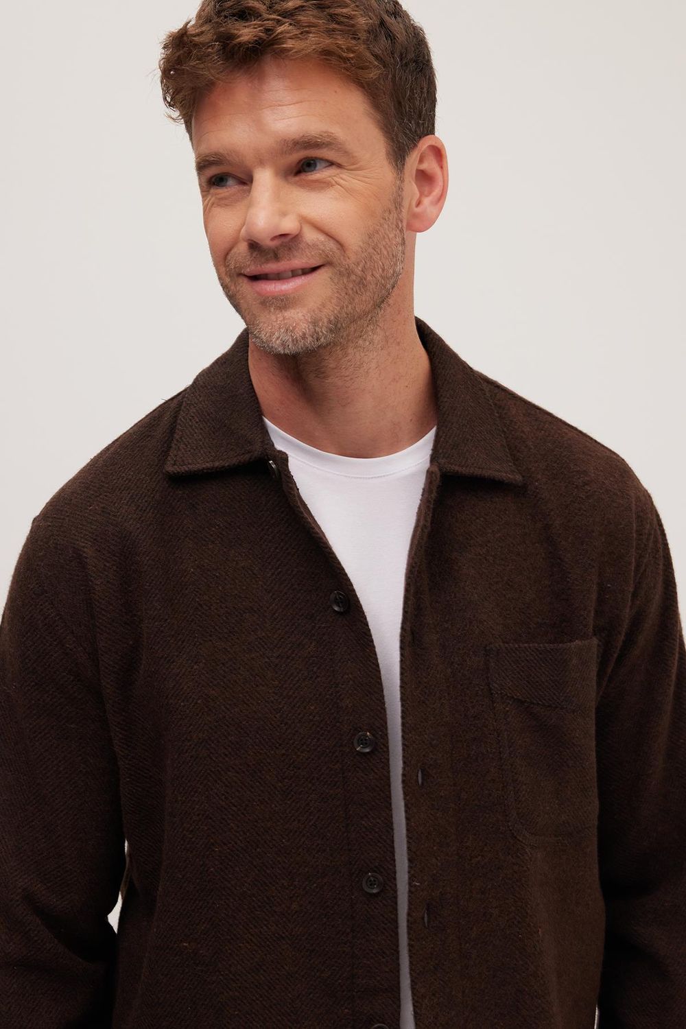 Erkek Relax Fit Rahat Kesim Oduncu Tek Cepli Kapaklı Armürlü Kahverengi Apaş Yaka Kışlık Gömlek