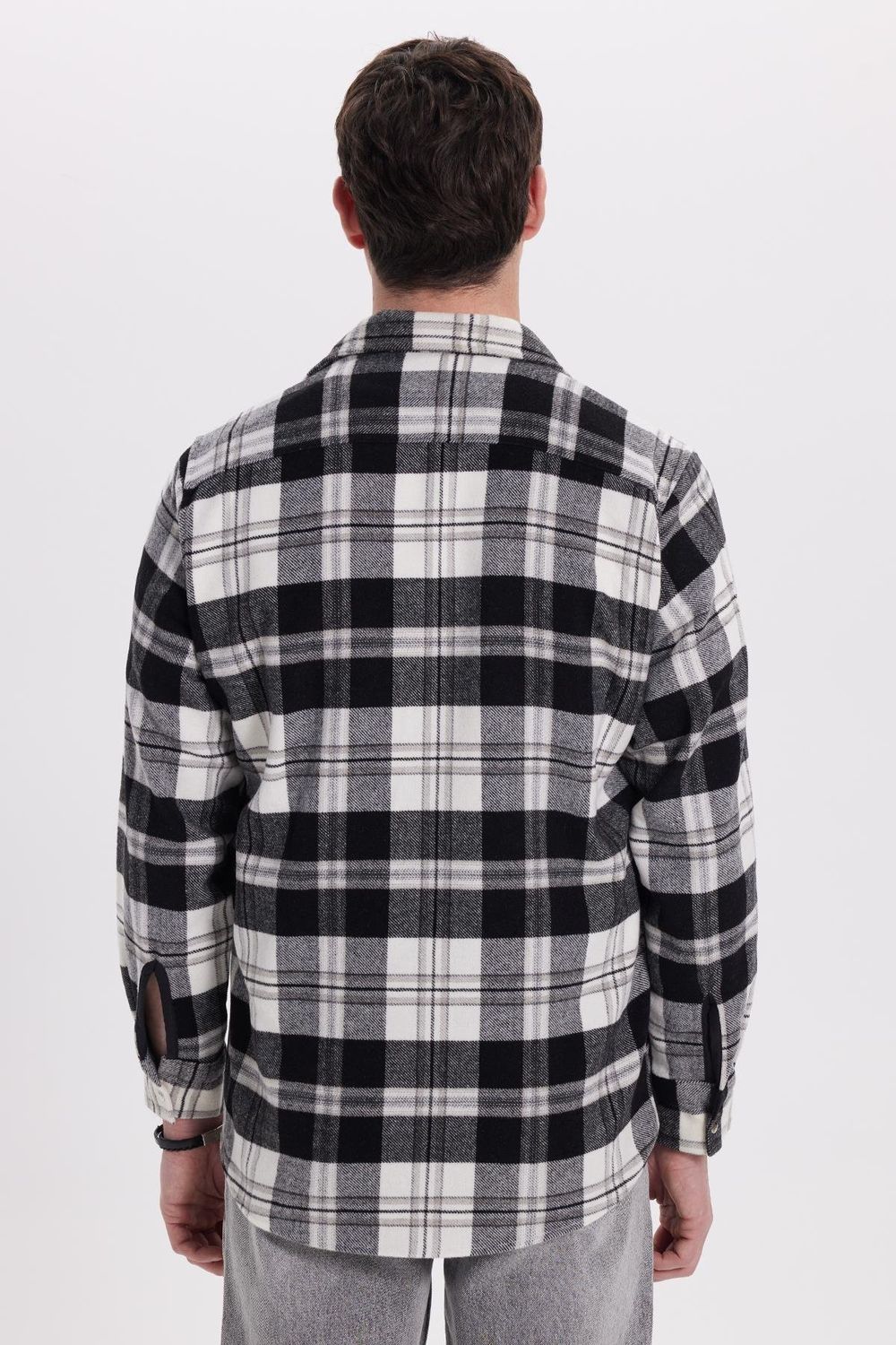 Erkek Regular Fit Rahat Kesim Kışlık Kareli Çift Cepli Çıtçıtlı Gömlek