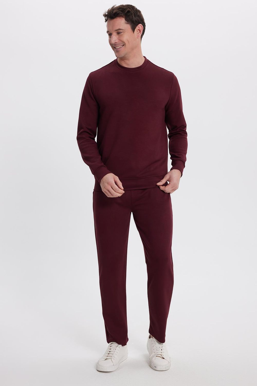 Erkek Slim Fit Dar Kesim Beli Bağcıklı 3 Cepli Geniş Paça Bordo Eşofman Altı