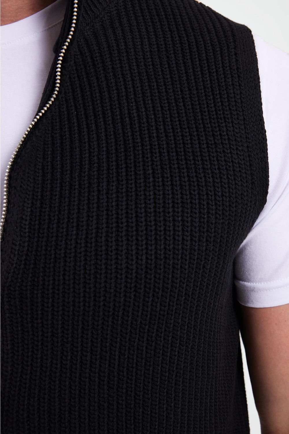 Erkek Standart Fit Normal Kesim Fermuarlı Dik Yaka Sıcak Tutan Siyah Triko Yelek