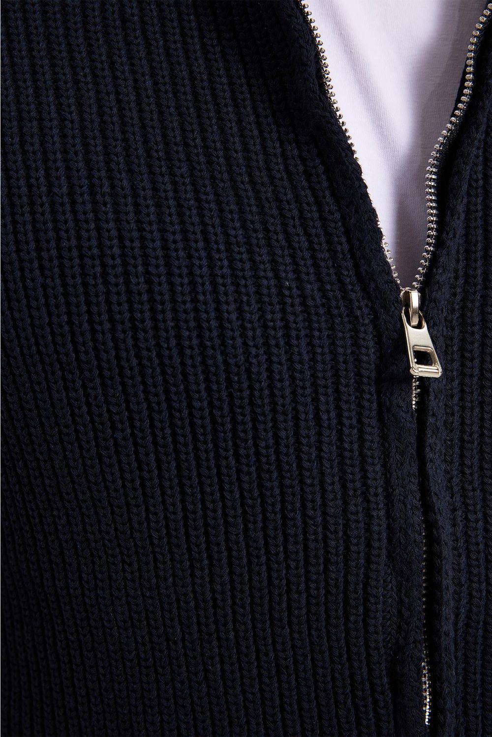 Erkek Standart Fit Normal Kesim Fermuarlı Dik Yaka Sıcak Tutan Lacivert Triko Yelek