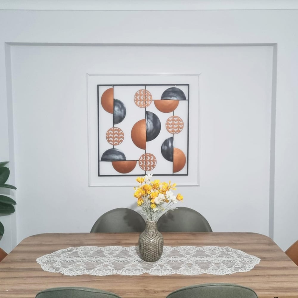 Derya T. İçin Özelleştirilmiş 80x80 cm Özel Ölçü Metal Duvar Dekoru ve 80x22 cm Özel Ölçü Metal Askılık Seti