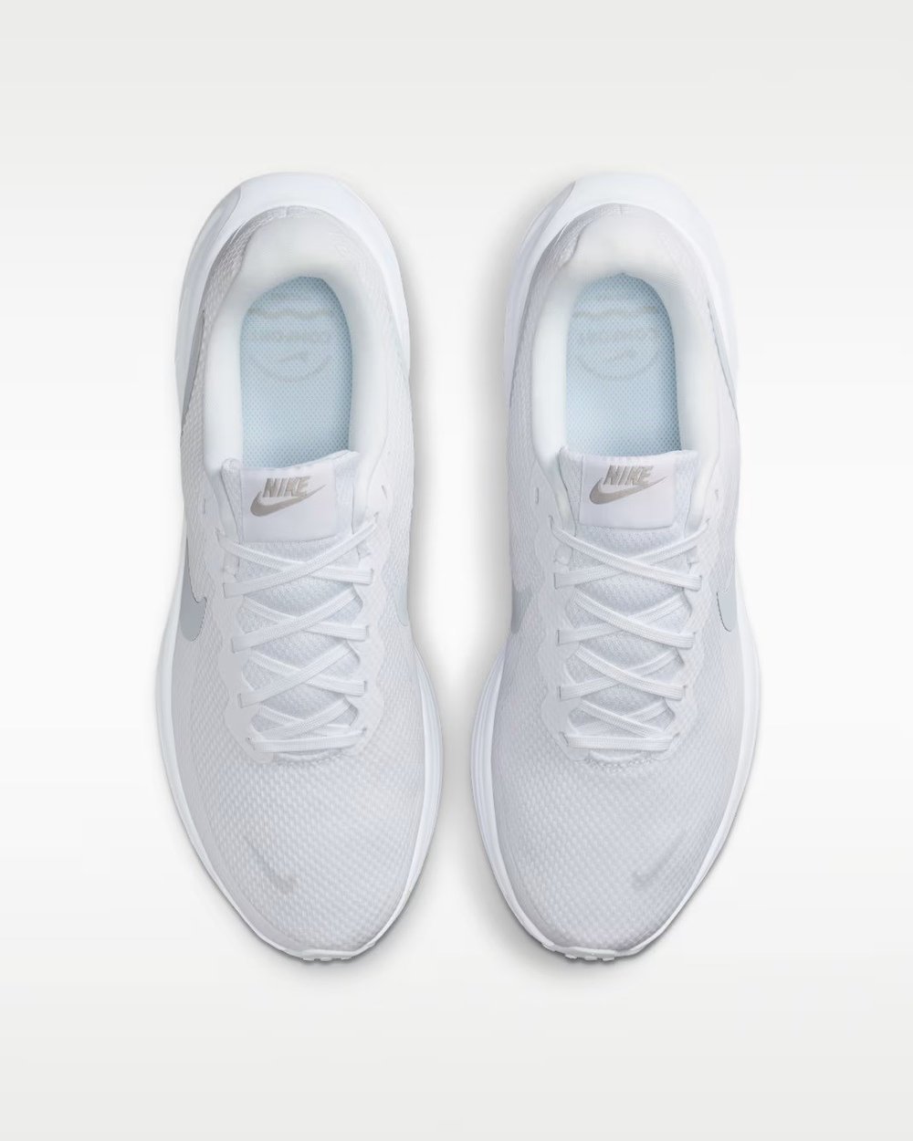 Nike Revolution 8 Erkek Beyaz Koşu Ayakkabısı