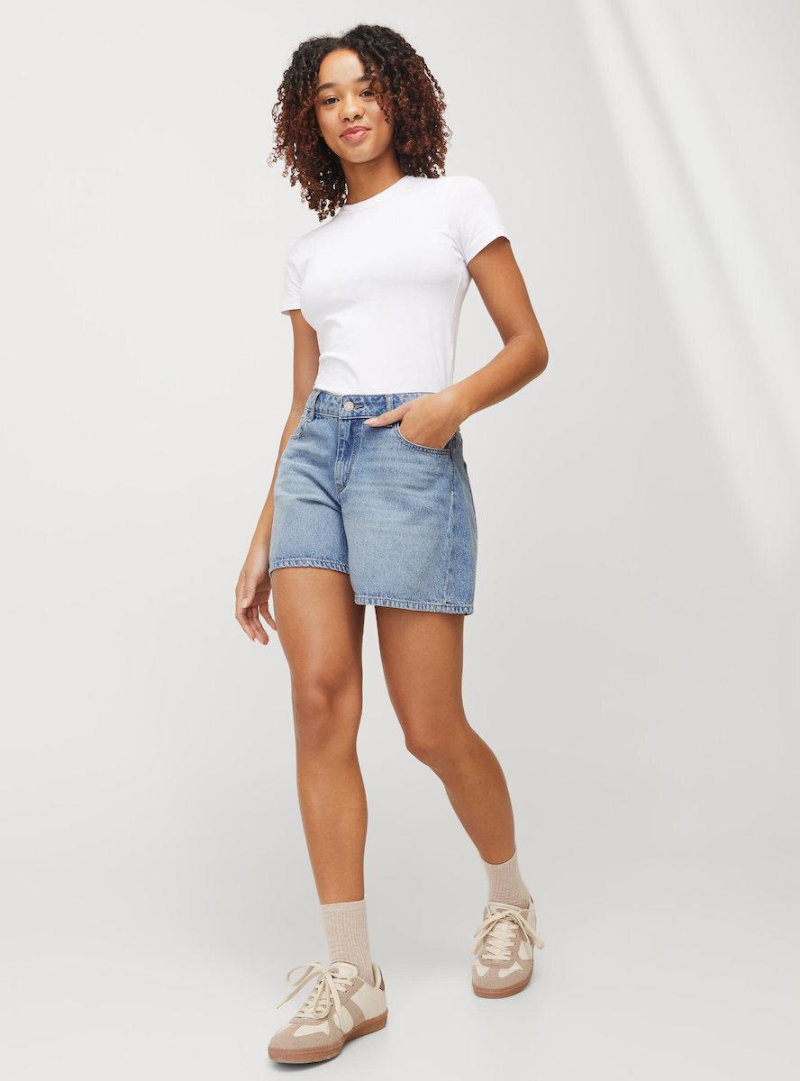 Jack&Jones JXLAURA SHORT MW DENIM SHORTS DNM SN Kadın Denım Şort
