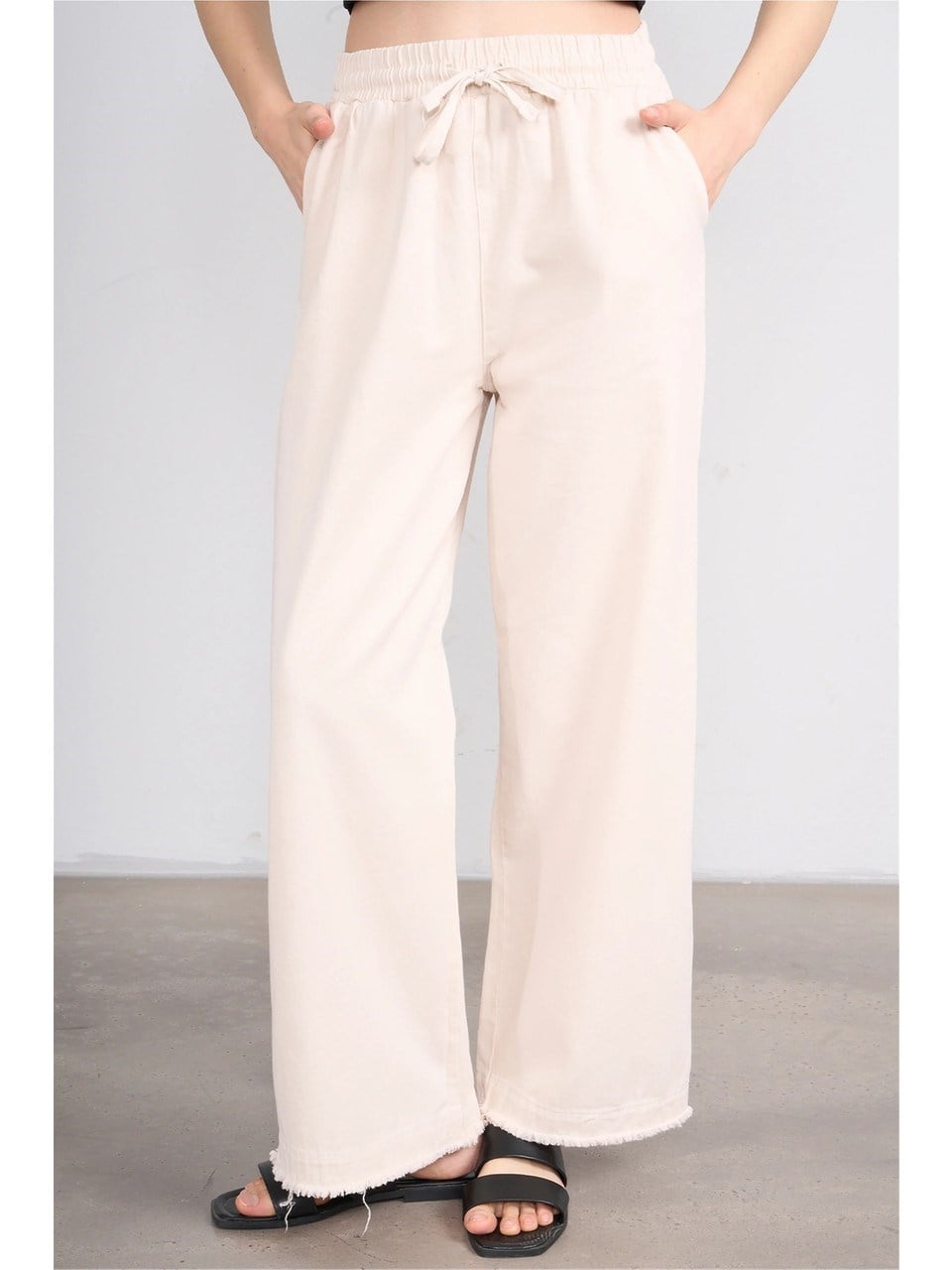 Volumex Beli Lastikli Boru Paça Gabardin Kadın Pantolon