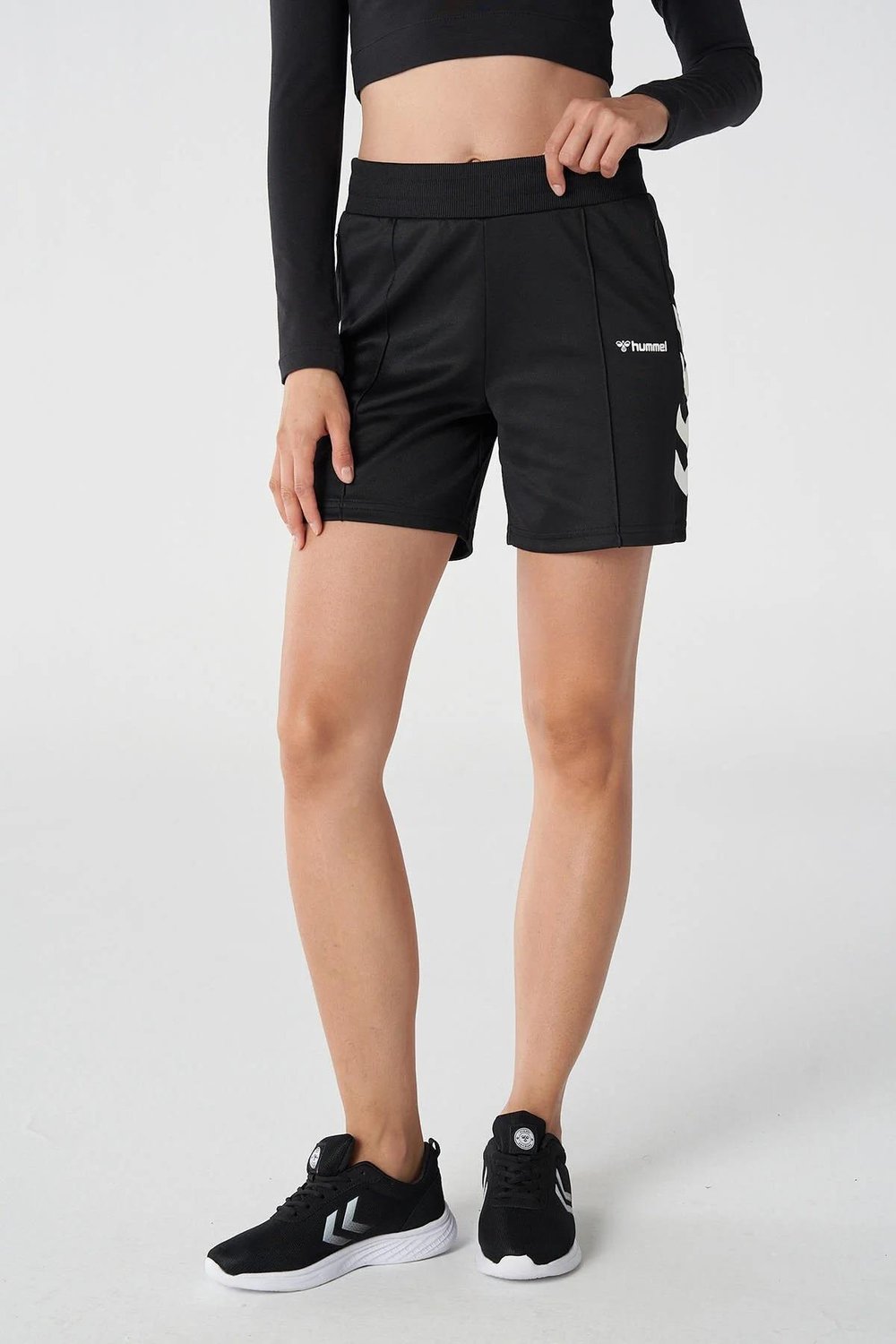 HUMMEL HML GENESA KADIN SHORTS 931814