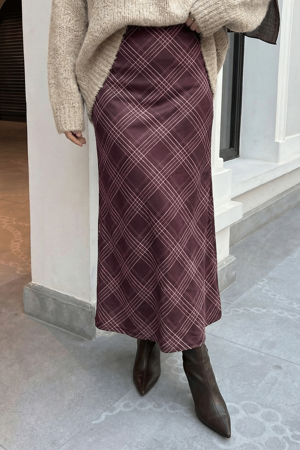 Çizgili Ekose Desen Bordo Saten Etek