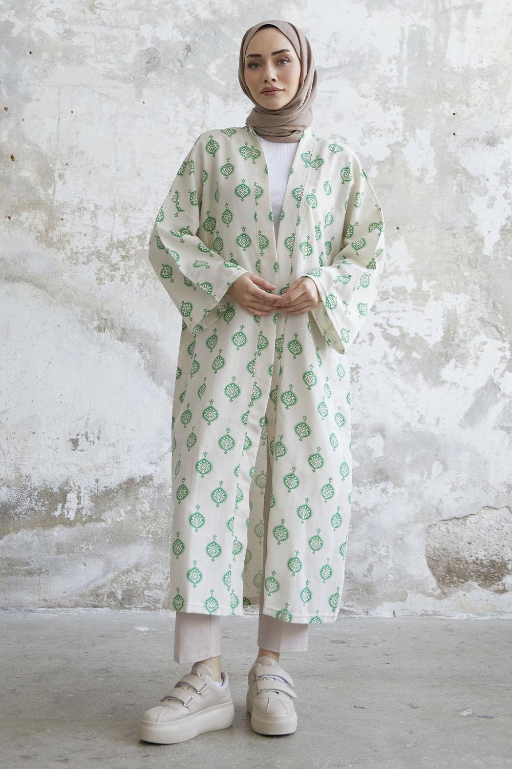 Etnik Desen Uzun Yeşil Kimono