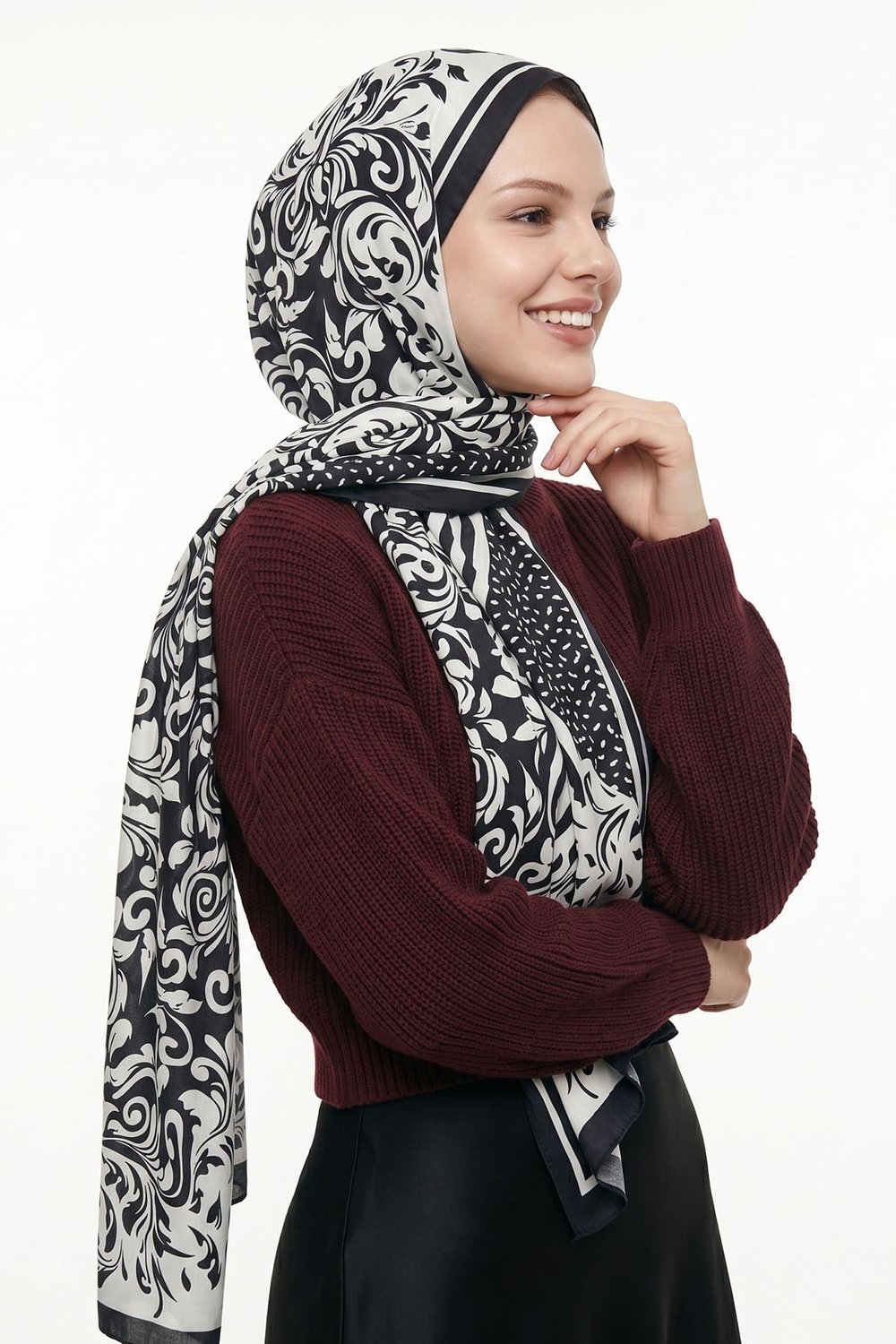 Etnik Floral Desen Siyah-Beyaz Soft Pamuk Şal