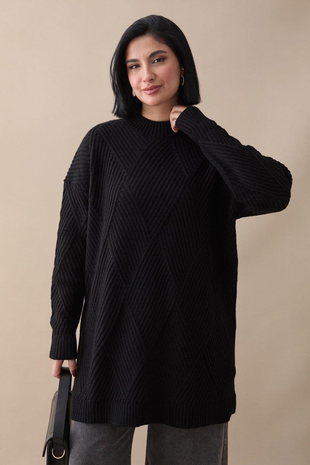 Kabartma Çizgili Desen Siyah Triko Tunik