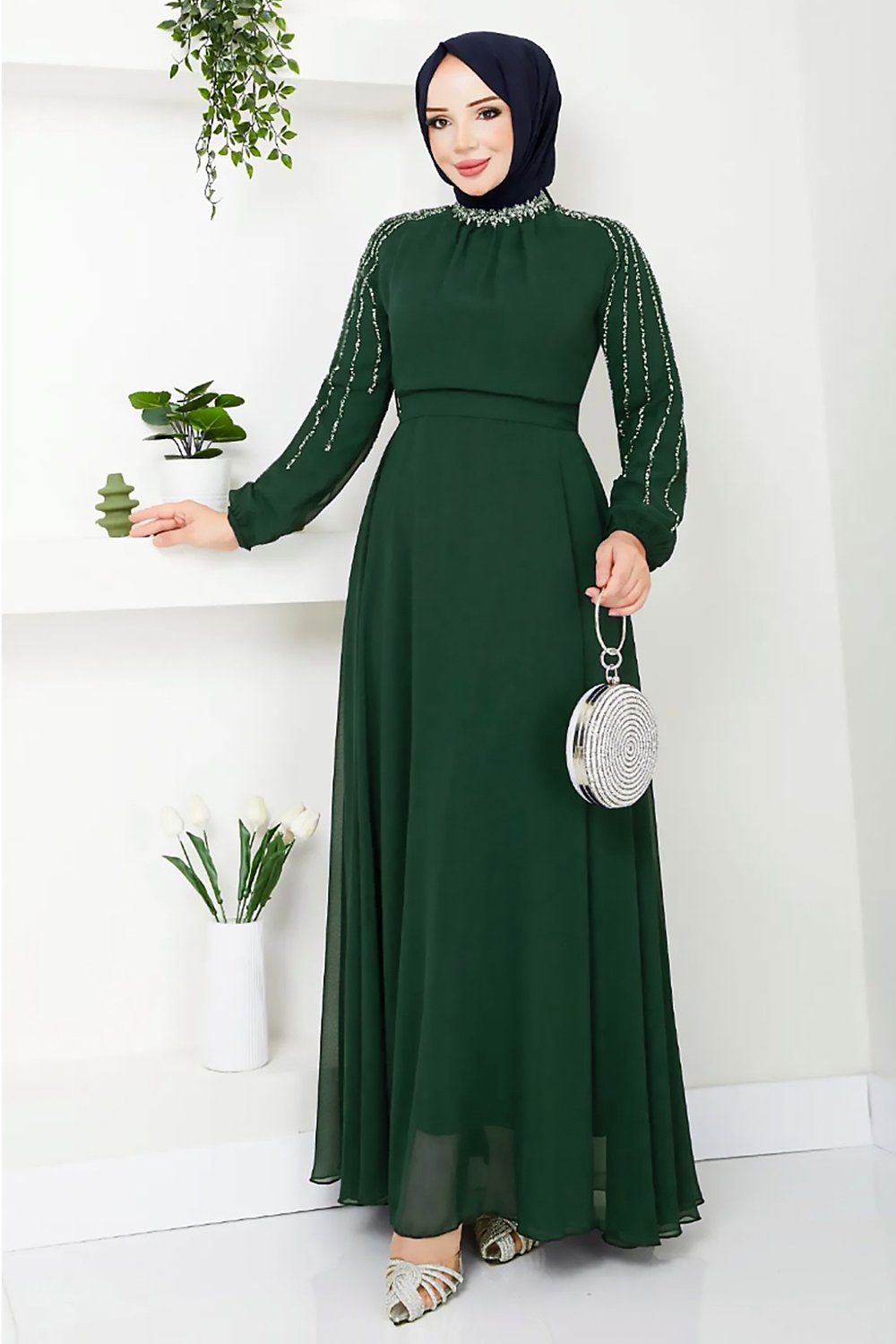Kolları Taşlı Pullu Yeşil Şifon Abiye