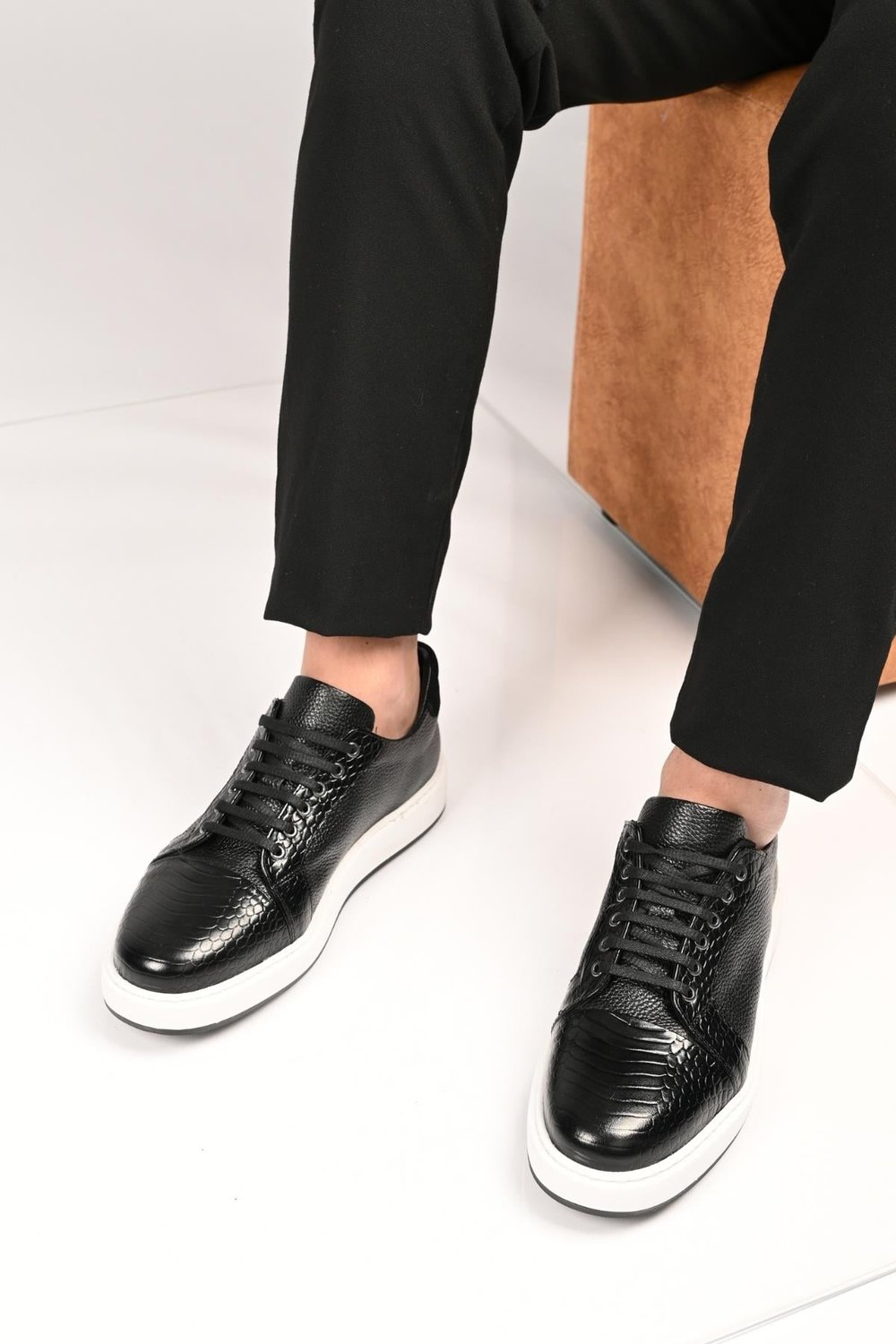 Bestello Bağcıklı Eva Taban Hakiki Deri Sneaker 172-64340 Erkek Ayakkabı172-64340_SIYAH_39Spor Ayakkabı & Sneaker
