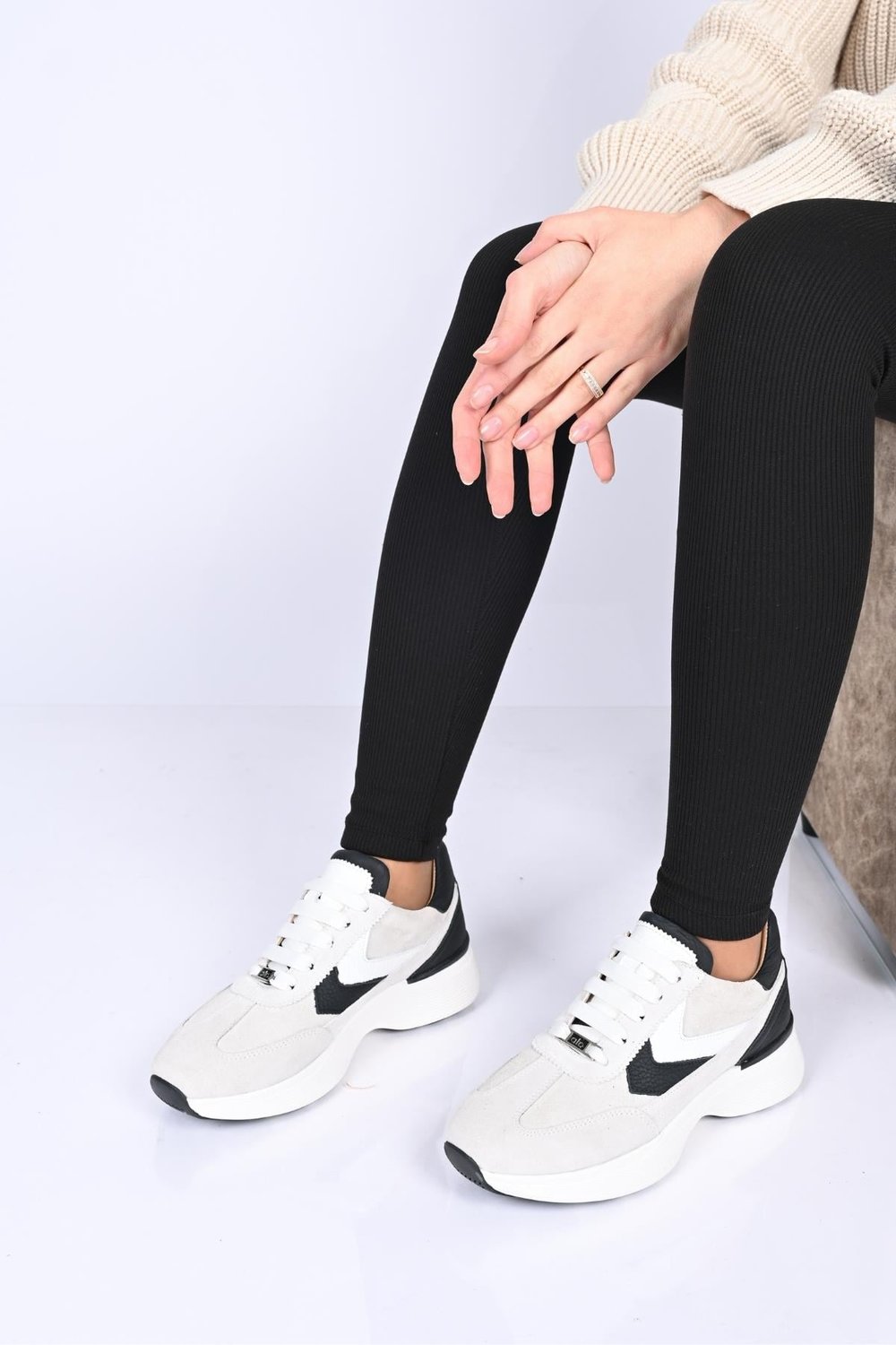 Bestello Bağcıklı Termo Taban Hakiki Deri Sneaker 338-7108 Kadın Ayakkabı338-7108_BEYAZ_36Spor Ayakkabı & Sneaker