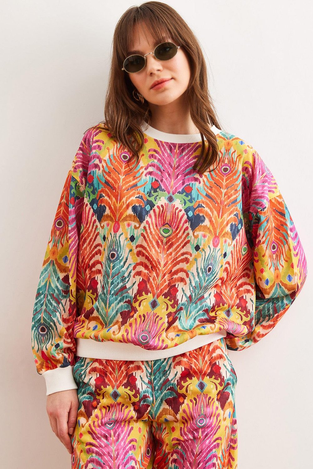Basic Yumuşak Dokulu Salaş Sweatshirt Çam Çok Renkli