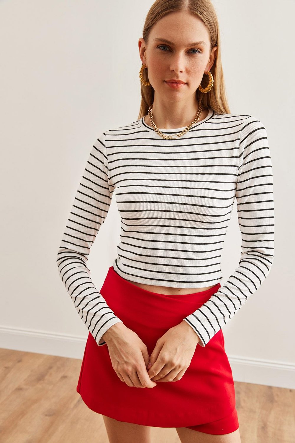 Bisiklet Yaka Burgu Crop Bluz Çizgili Beyaz