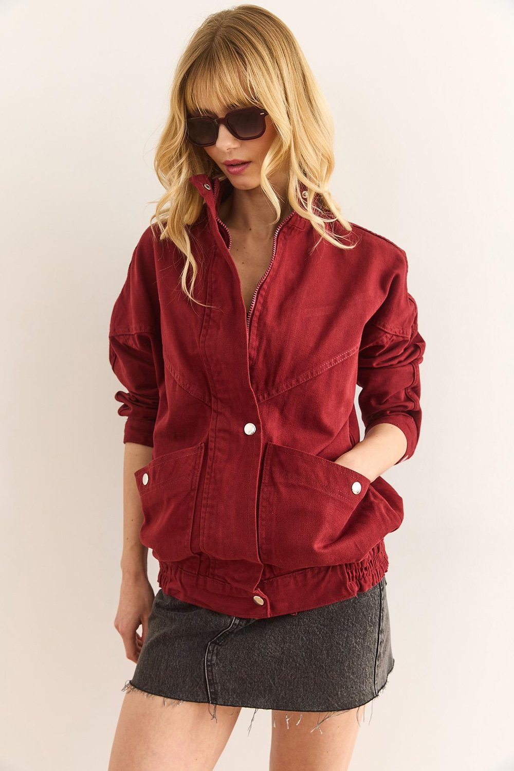 Cepli Fermuarlı Çıtçıtlı Uzun Denim Ceket Bordo